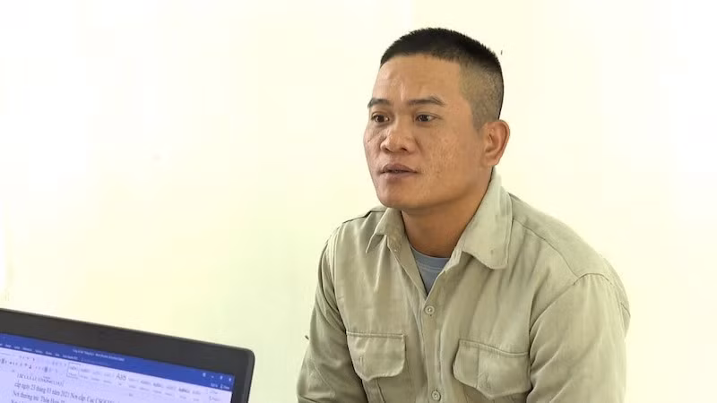Lê Văn Thắng tại cơ quan công an. Lê Văn Thắng tại cơ quan công an.
