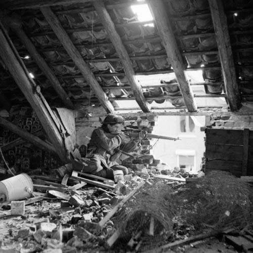 Hình ảnh chưa từng thấy về lính bắn tỉa trong Thế chiến II ảnh 9