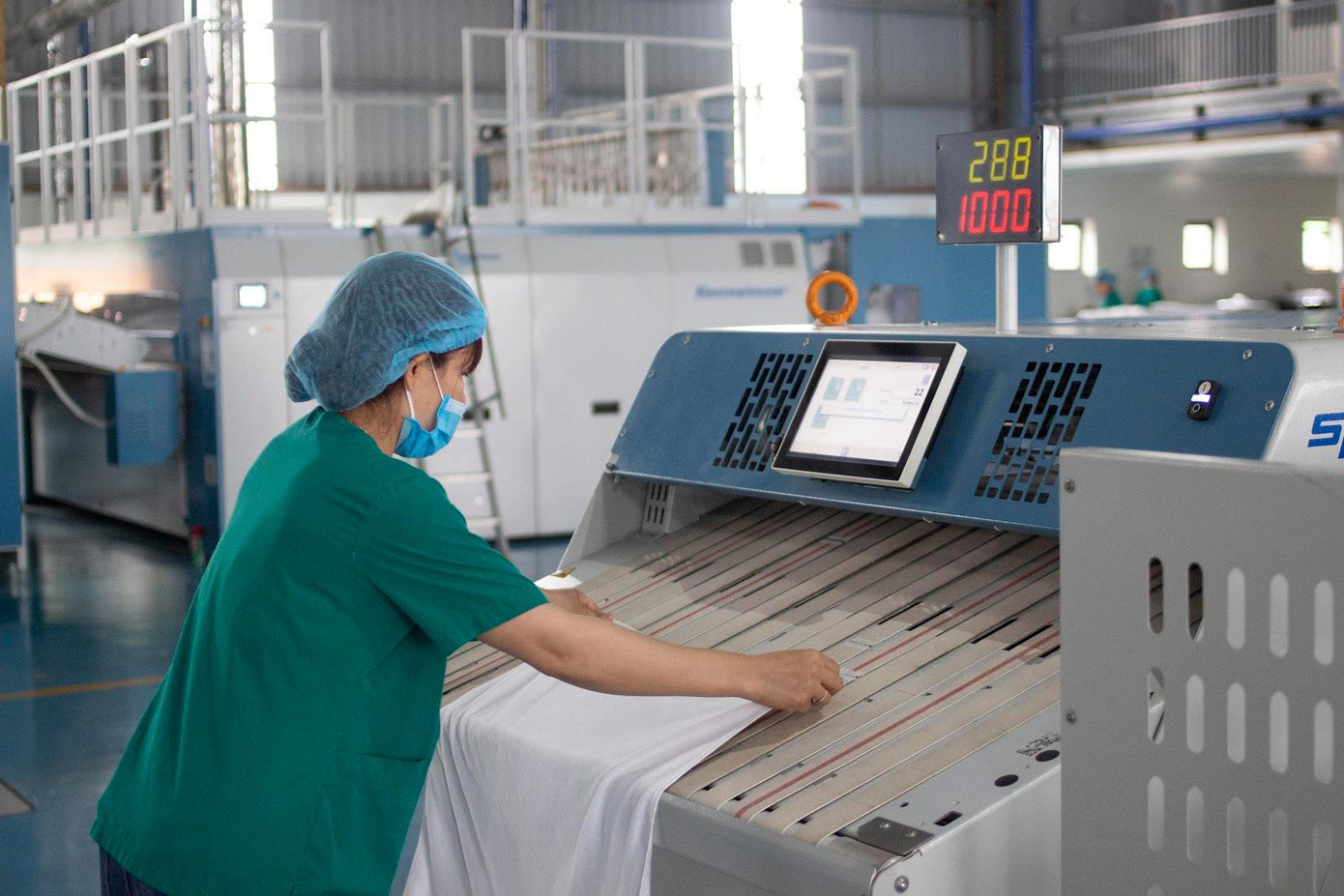 Đội ngũ nhân sự chuyên nghiệp và được đào tạo Đội ngũ nhân sự chuyên nghiệp và được đào tạo