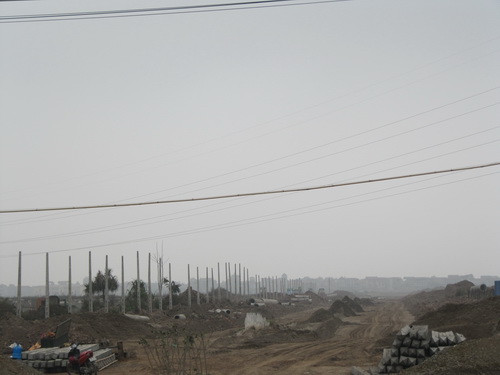 Những khu đô thị còn đang nham nhở về hạ tầng như thế này đang là những dự án có giá giảm sâu nhất