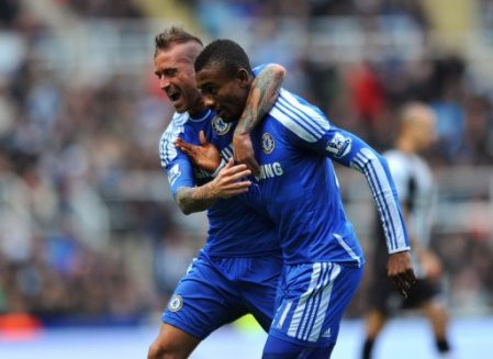 Meireles và Kalou. Meireles và Kalou