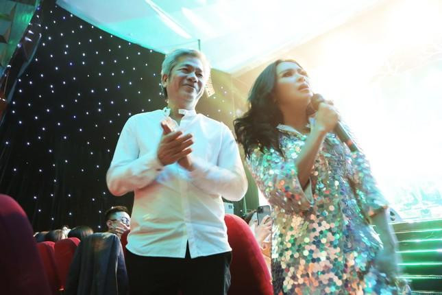 Thanh Lam và bạn trai Tiến Hùng công khai chuyện tình cảm năm 2020. Ảnh: FBNV.