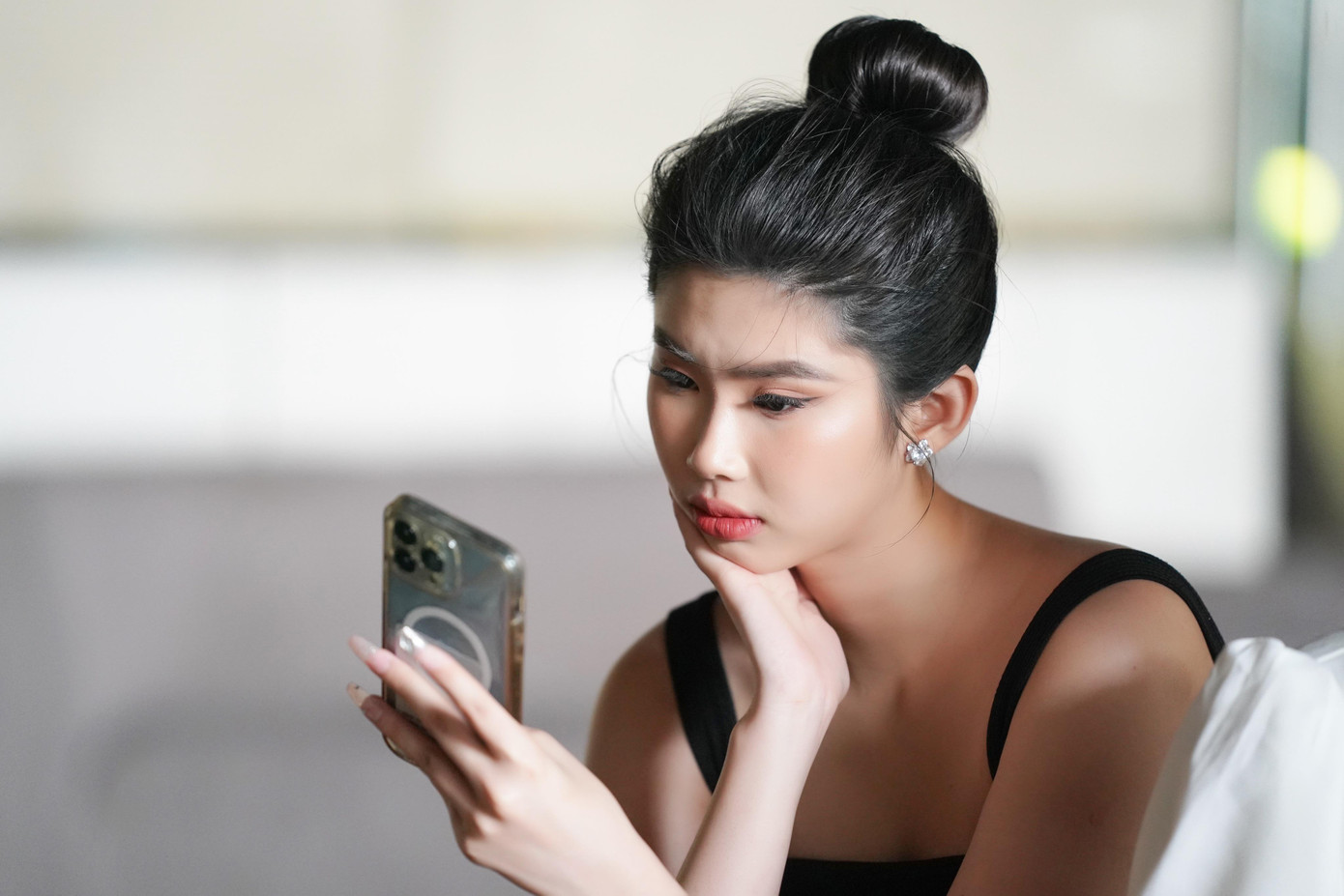 Theo bà Trần Thị Thu Hà, Trưởng ban thí sinh Hoa hậu Việt Nam 2022, chất lượng thí sinh năm nay đồng đều và có trình độ học vấn ấn tượng. Theo bà Hà, các thí sinh thể hiện sự tự tin khi giới thiệu về bản thân. Nhiều người sở hữu tài lẻ như hát, múa, chơi đàn, võ, thuyết trình… Điểm khác biệt ở Hoa hậu Việt Nam năm nay chính là các thí sinh trang bị kỹ năng catwalk, ngoại ngữ và đã tập luyện trong thời gian dài.