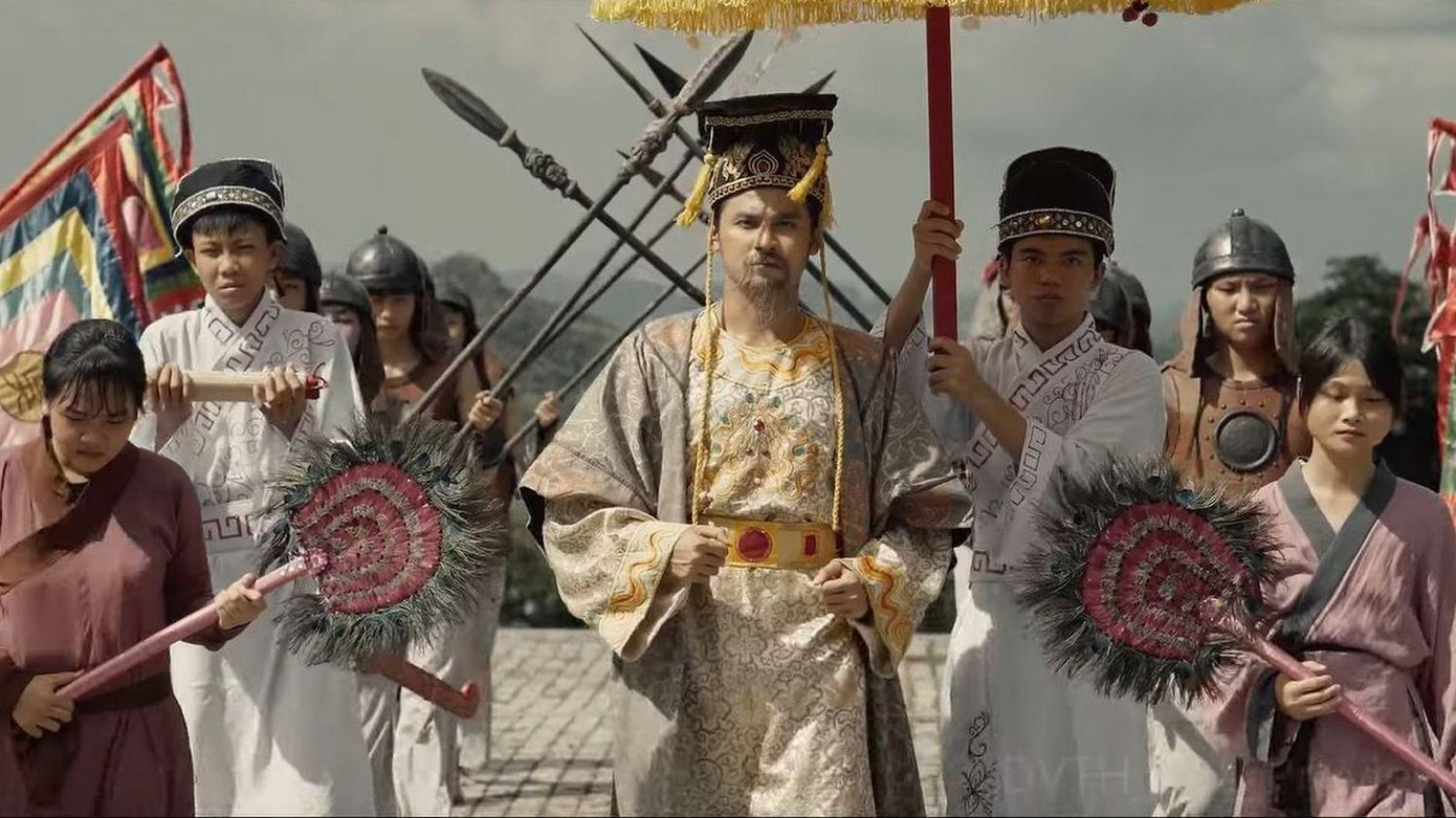 Huyền sử vua Đinh dựa trên câu chuyện Đinh Bộ Lĩnh dẹp loạn 12 sứ quân.