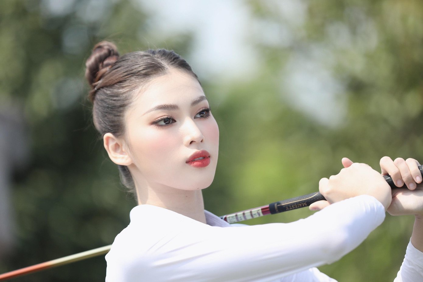 "Tiền Phong Golf Championship vừa là giải đấu thể thao, vừa là sự kiện góp phần tạo nguồn lực cho các hoạt động của Quỹ Hỗ trợ Tài năng trẻ Việt Nam. Tôi vinh dự khi được tham gia sự kiện lần này", Ngọc Thảo nói.