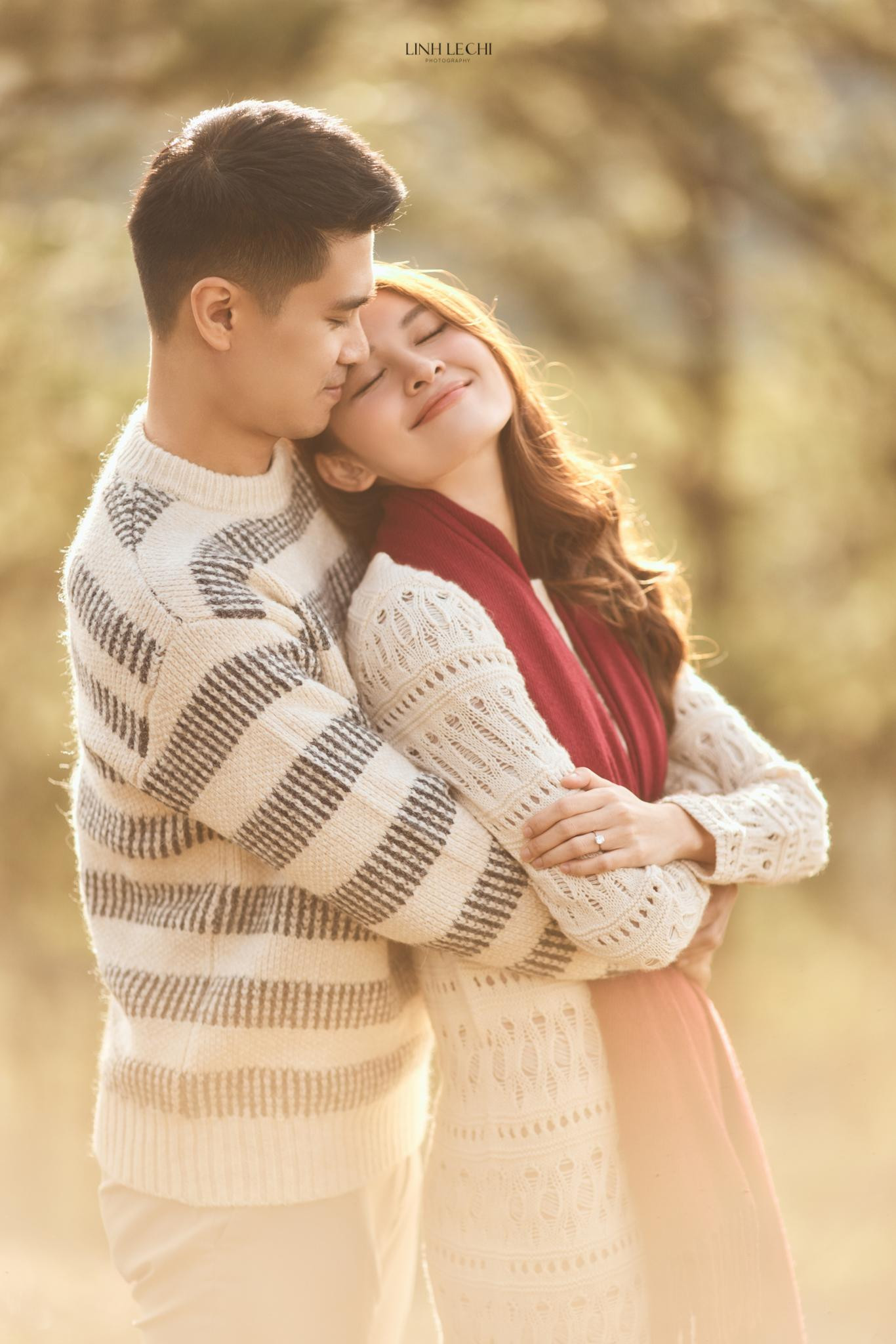 Ngày 19/11, Á hậu Thùy Dung xác nhận tổ chức hôn lễ vào ngày 3/12. Tuy nhiên người đẹp từ chối tiết lộ thêm mà muốn đợi dịp thích hợp để chính thức thông tin tới khán giả. Ngày 19/11, Á hậu Thùy Dung xác nhận tổ chức hôn lễ vào ngày 3/12. Tuy nhiên người đẹp từ chối tiết lộ thêm mà muốn đợi dịp thích hợp để chính thức thông tin tới khán giả.