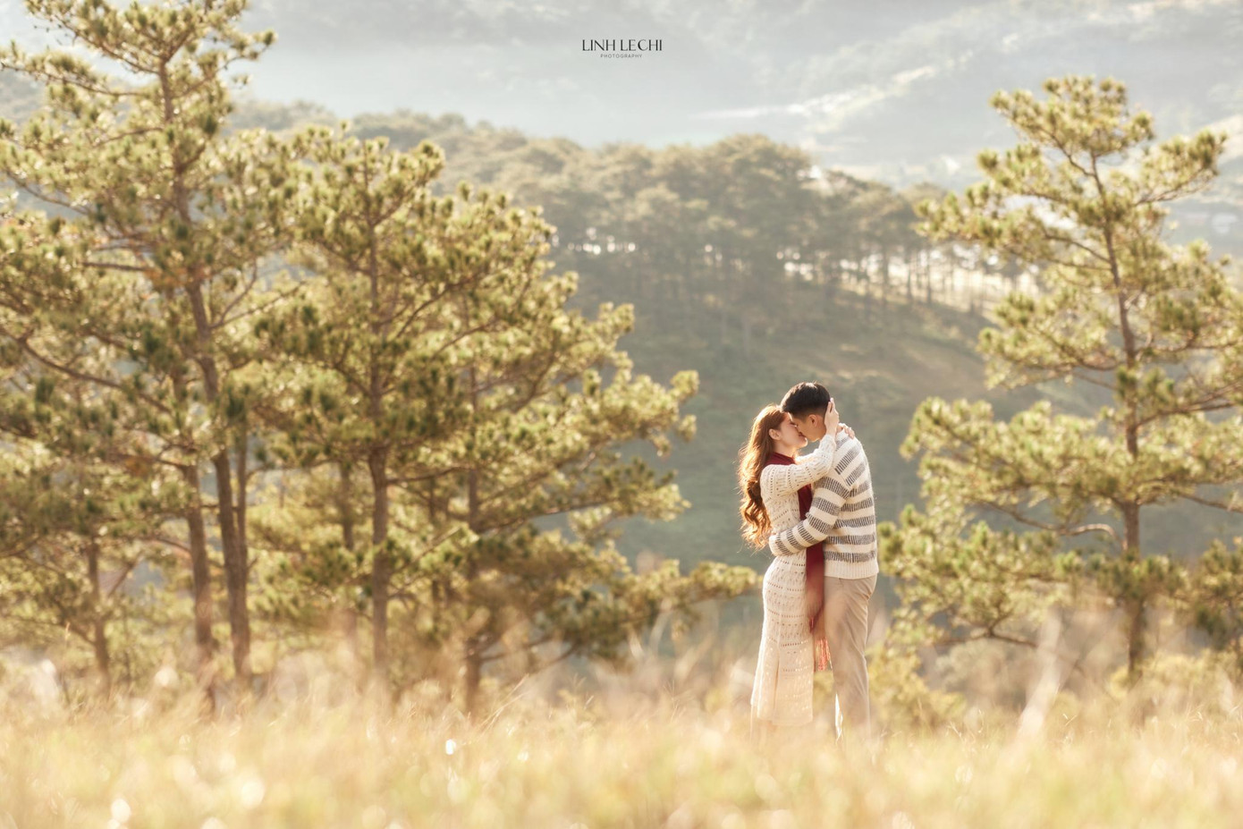 Đến tháng 3/2019, Á hậu Thuỳ Dung công khai hẹn hò. Thùy Dung cho biết cô và bạn trai quen nhau cuối năm 2017 và nảy sinh tình cảm không lâu sau. Tháng 3, cặp đôi đã kỷ niệm 4 năm yêu nhau. Chồng tương lai của Thùy Dung hiện sống tại Hà Nội và là một doanh nhân. Đến tháng 3/2019, Á hậu Thuỳ Dung công khai hẹn hò. Thùy Dung cho biết cô và bạn trai quen nhau cuối năm 2017 và nảy sinh tình cảm không lâu sau. Tháng 3, cặp đôi đã kỷ niệm 4 năm yêu nhau. Chồng tương lai của Thùy Dung hiện sống tại Hà Nội và là một doanh nhân.