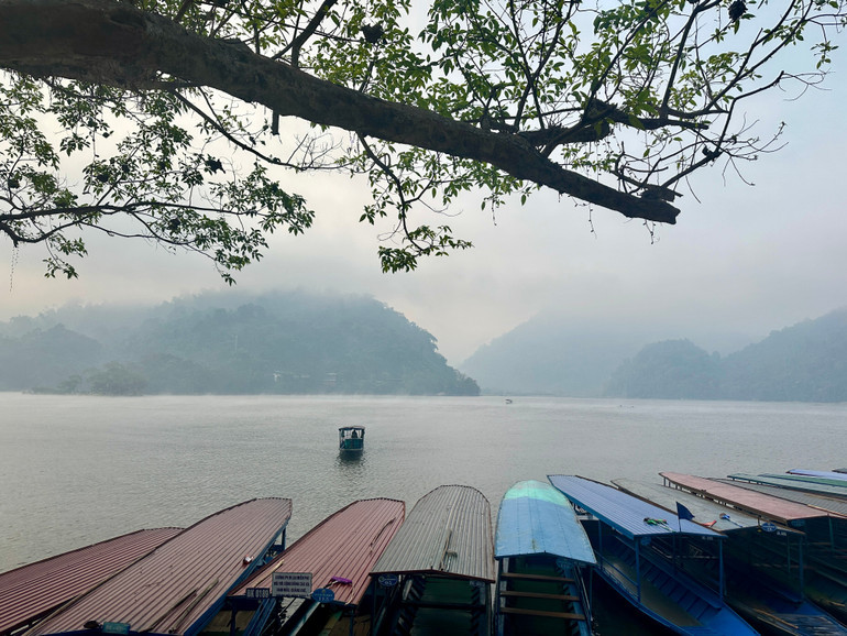 Hồ Ba Bể - điểm đến thu hút nhiều khách du lịch ở Bắc Kạn.