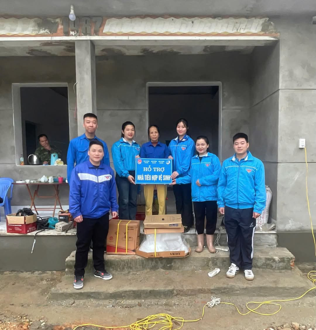 Hỗ trợ người dân xây dựng nhà cửa. Hỗ trợ người dân xây dựng nhà cửa.