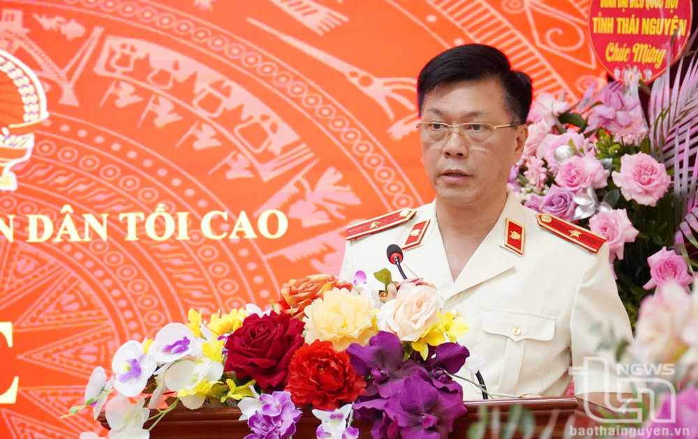 Ông Lý Văn Huấn phát biểu nhận nhiệm vụ Viện trưởng Viện Kiểm sát nhân dân tỉnh Thái Nguyên sau hợp nhất. Ảnh: Báo Thái Nguyên. Ông Lý Văn Huấn phát biểu nhận nhiệm vụ Viện trưởng Viện Kiểm sát nhân dân tỉnh Thái Nguyên sau hợp nhất. Ảnh: Báo Thái Nguyên.