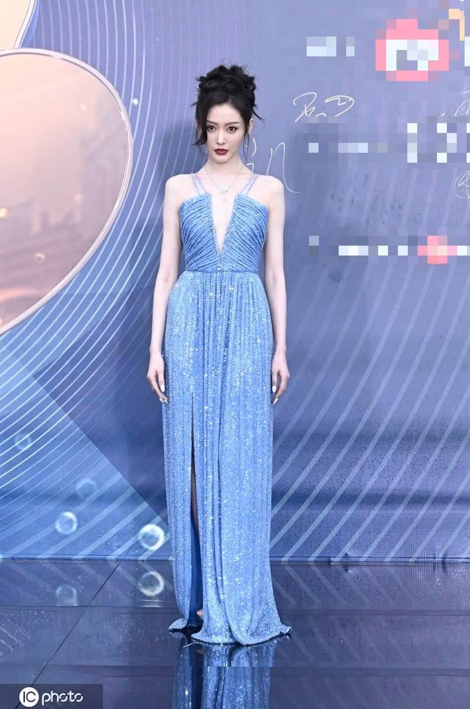 "Thái tử phi" Trương Thiên Ái.
