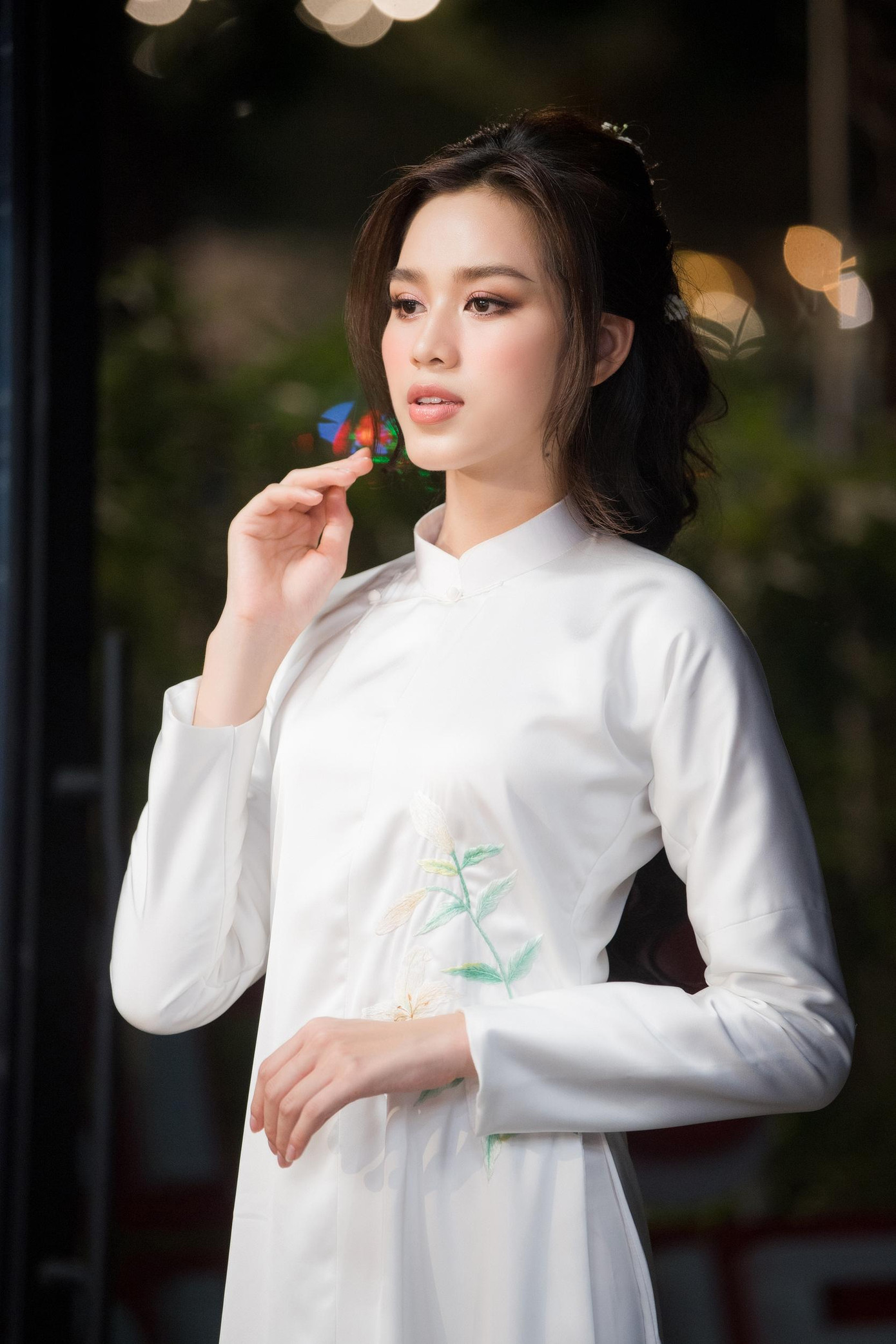 Sau khi trở về từ Miss World 2021, Hoa hậu Đỗ Thị Hà đắt show trình diễn thời trang. Sau khi trở về từ Miss World 2021, Hoa hậu Đỗ Thị Hà đắt show trình diễn thời trang.