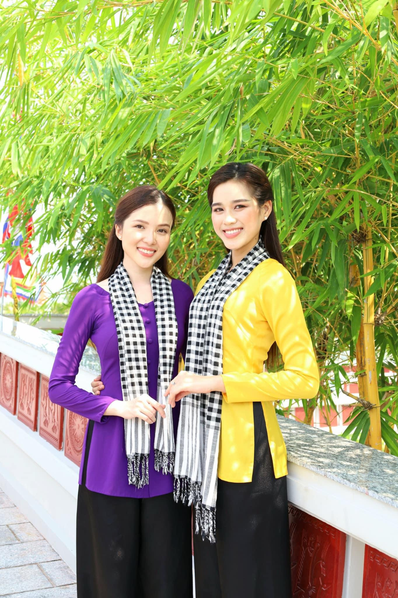 Mới đây, Hoa hậu Đỗ Thị Hà đã có mặt ở Cần Thơ để tham dự Liên hoan đờn ca tài tử Quốc gia lần thứ III và Lễ hội bánh dân gian Nam Bộ lần thứ IX Cần Thơ năm 2022.