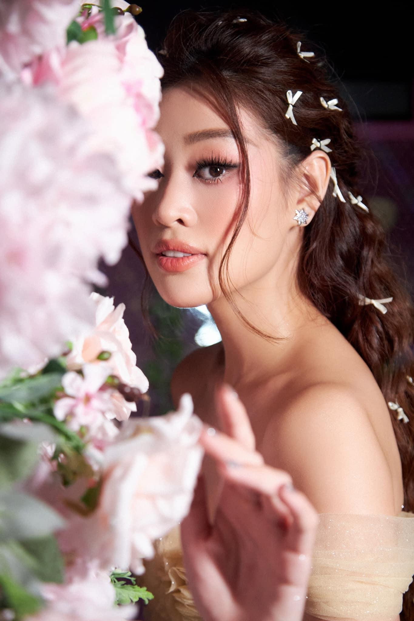 Người đẹp gây thiện cảm với nhan sắc ngọt ngào, xinh đẹp.