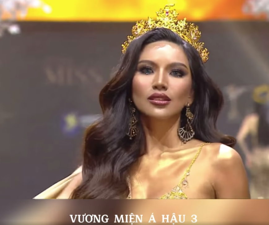 Vương miện dành cho Á hậu 3.