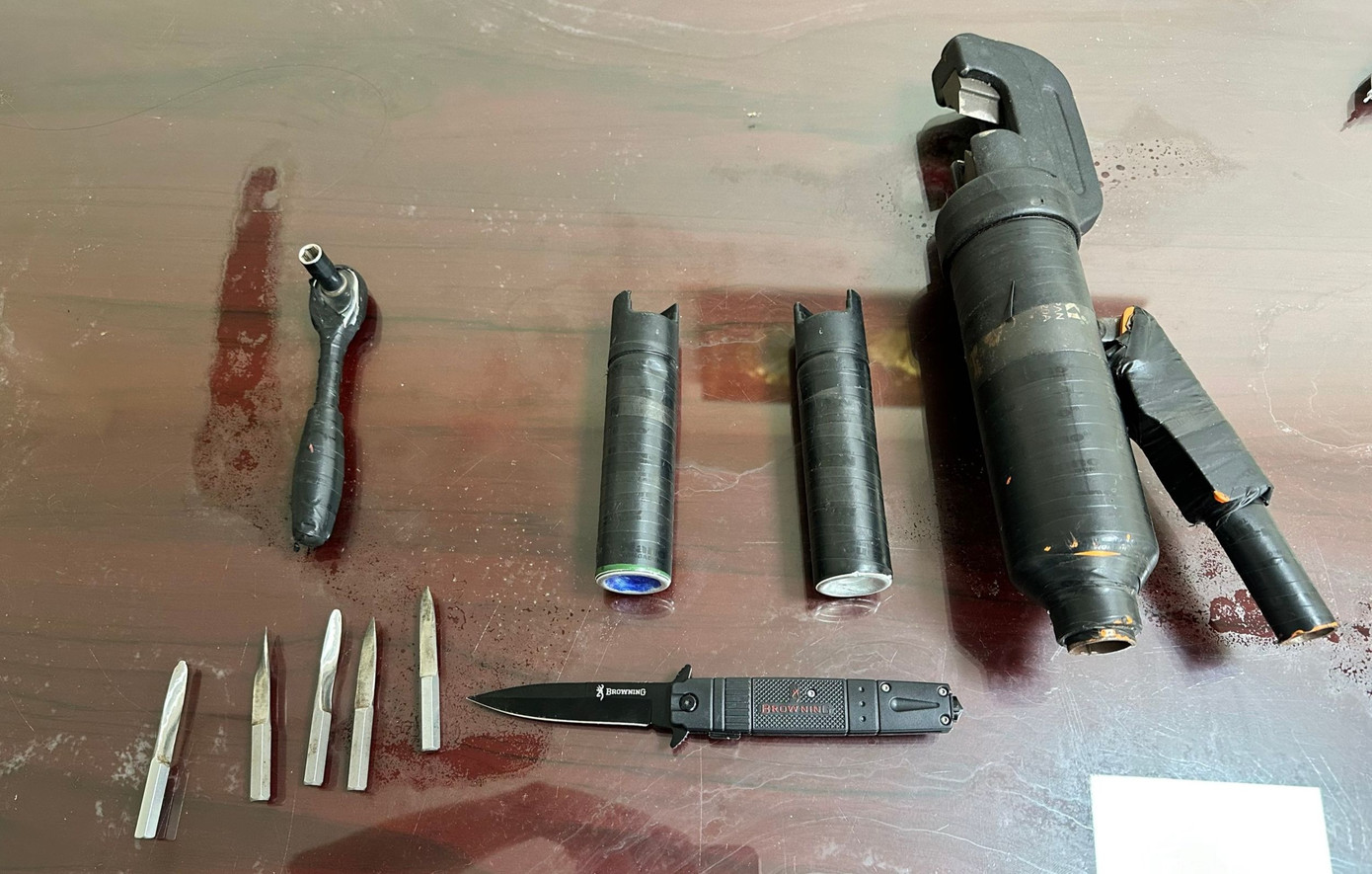 Tang vật vụ án.