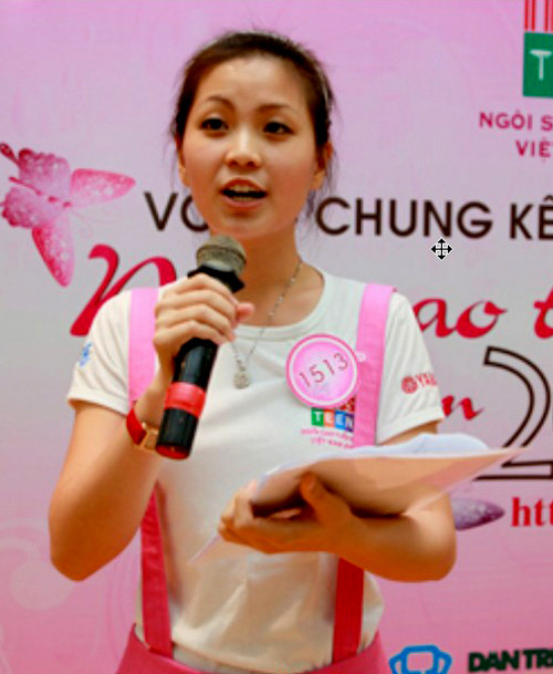 Trở thành Mc trong chương trình giao lưu giữa các miss teen với các em nhỏ ở làng trẻ Hữu Nghị