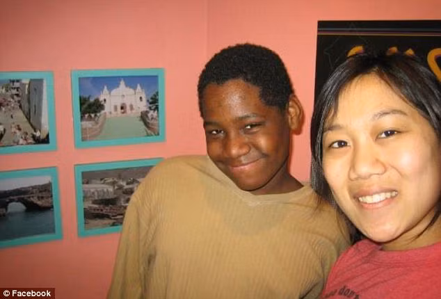 Priscilla Chan năm 2007 khi cô đang là giáo viên trường Harker