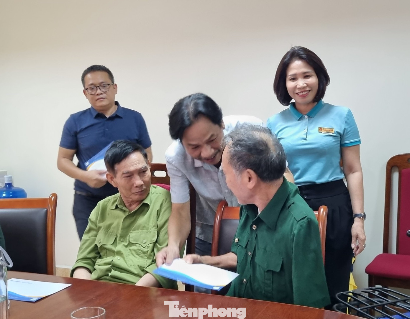 Món quà của Tổng Công ty Hàng hải Việt Nam dành tặng các bác thương binh tại Trung tâm Điều dưỡng người có công tỉnh Bắc Giang.