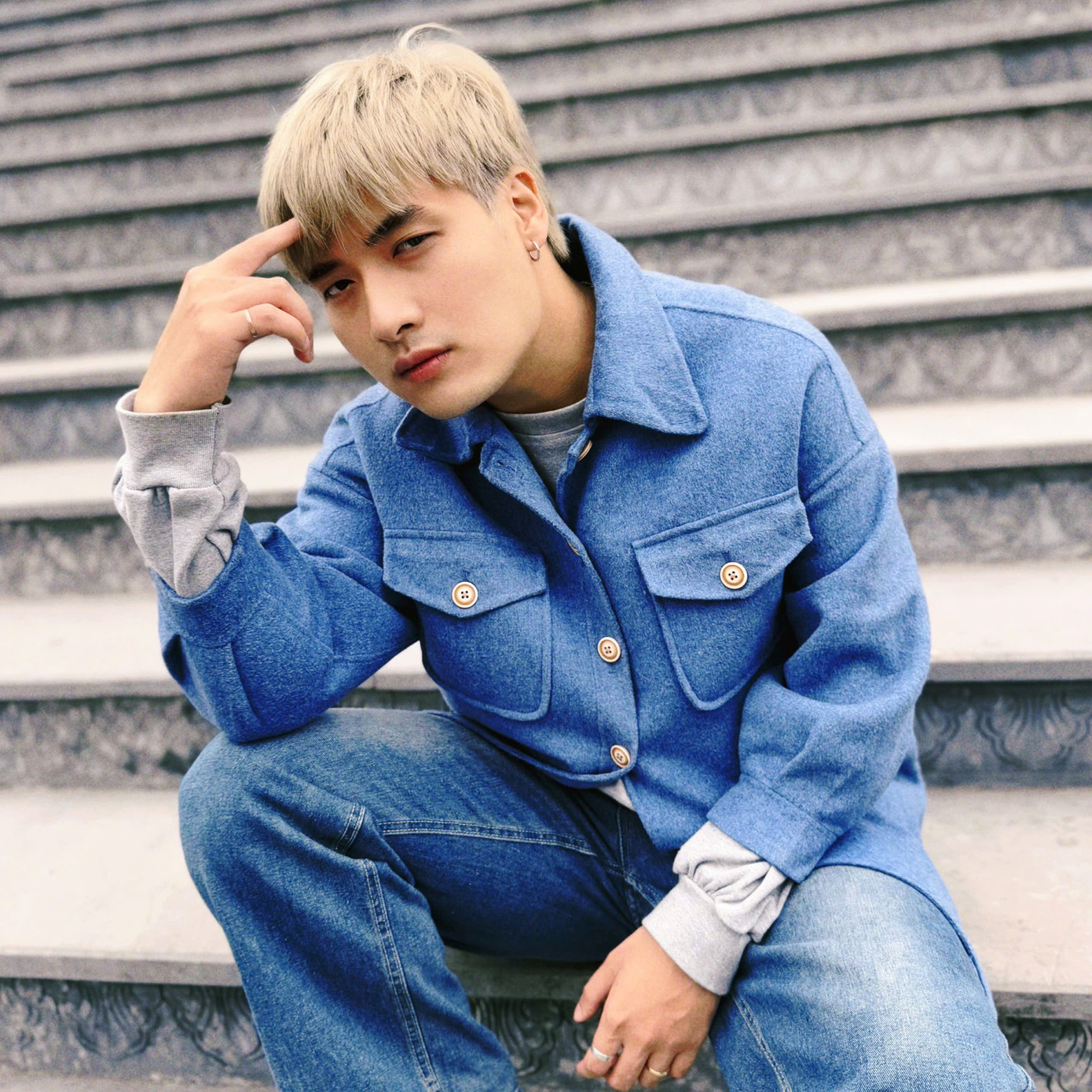 Đào Ánh từng gây sốt mạng xã hội với loạt nhạc chế trên kênh Cua Mề trước khi lấn sân sang lĩnh vực phim ảnh.