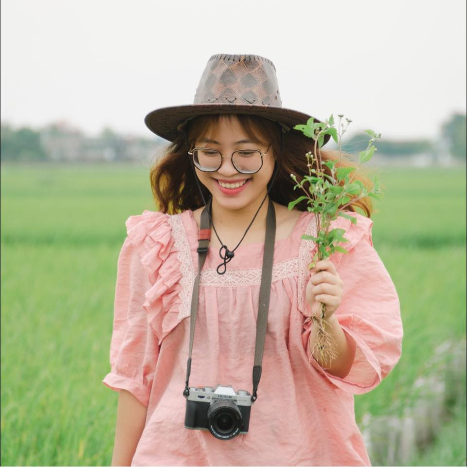 Tình yêu nước của giới trẻ ngày nay không chỉ thể hiện qua các dịp lễ lớn mà còn được bày tỏ một cách âm thầm nhưng bền bỉ trong đời sống hàng ngày.