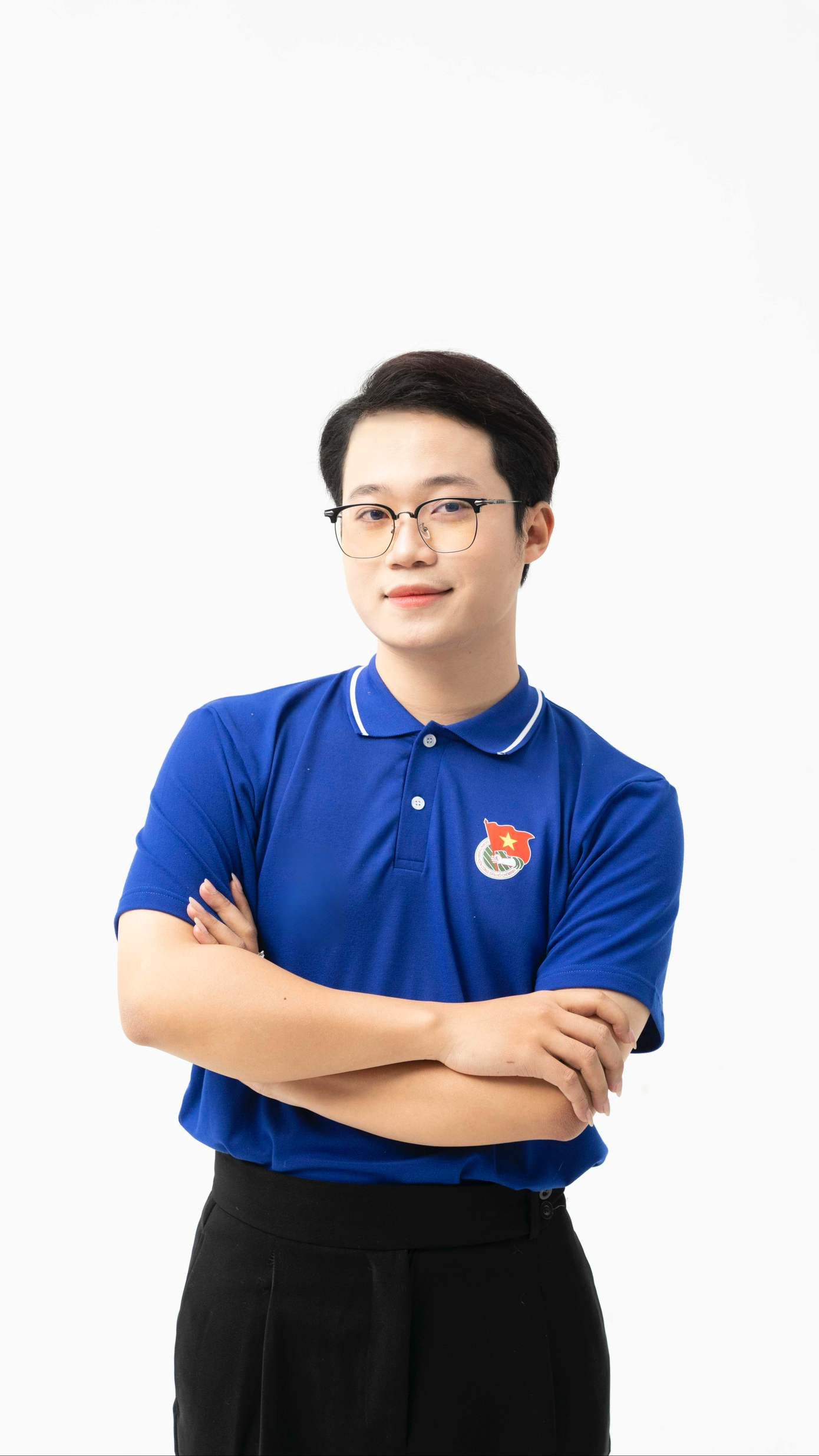 Hồng Thắng hiện là sinh viên năm 2 ngành Luật học, Trường Đại học Luật – Đại học Quốc gia Hà Nội. Hồng Thắng hiện là sinh viên năm 2 ngành Luật học, Trường Đại học Luật – Đại học Quốc gia Hà Nội.