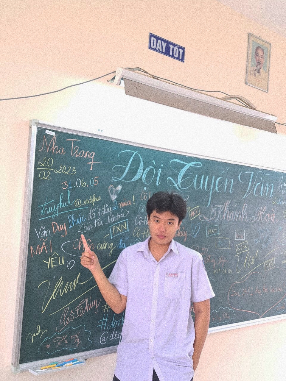 Duy Phúc trước kỳ thi học sinh giỏi Quốc gia năm lớp 12. Duy Phúc trước kỳ thi học sinh giỏi Quốc gia năm lớp 12.