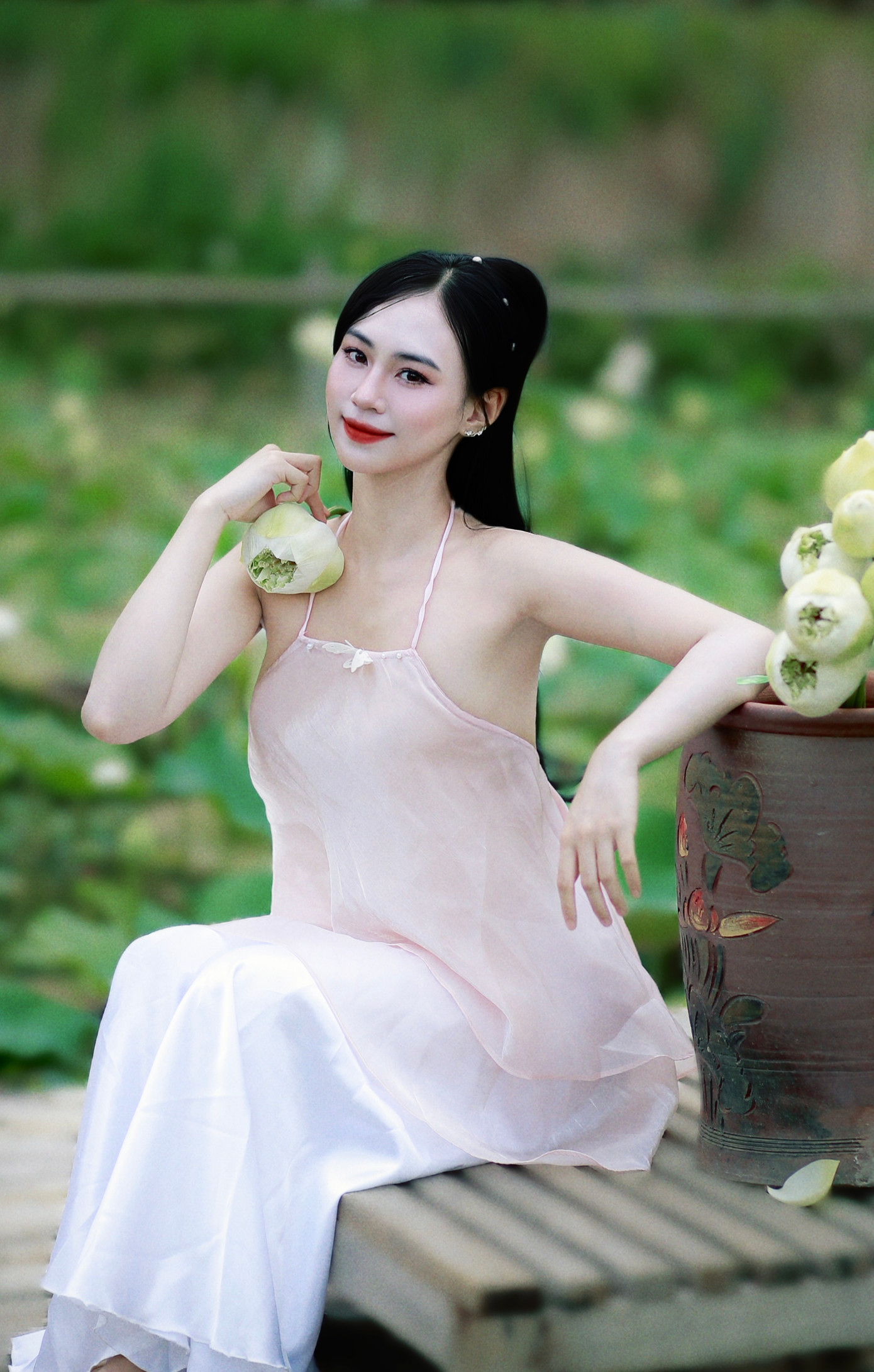 Hiện tại, Huyền Trang đã nộp hồ sơ tham gia dự tuyển cuộc thi Hoa hậu Việt Nam 2024.