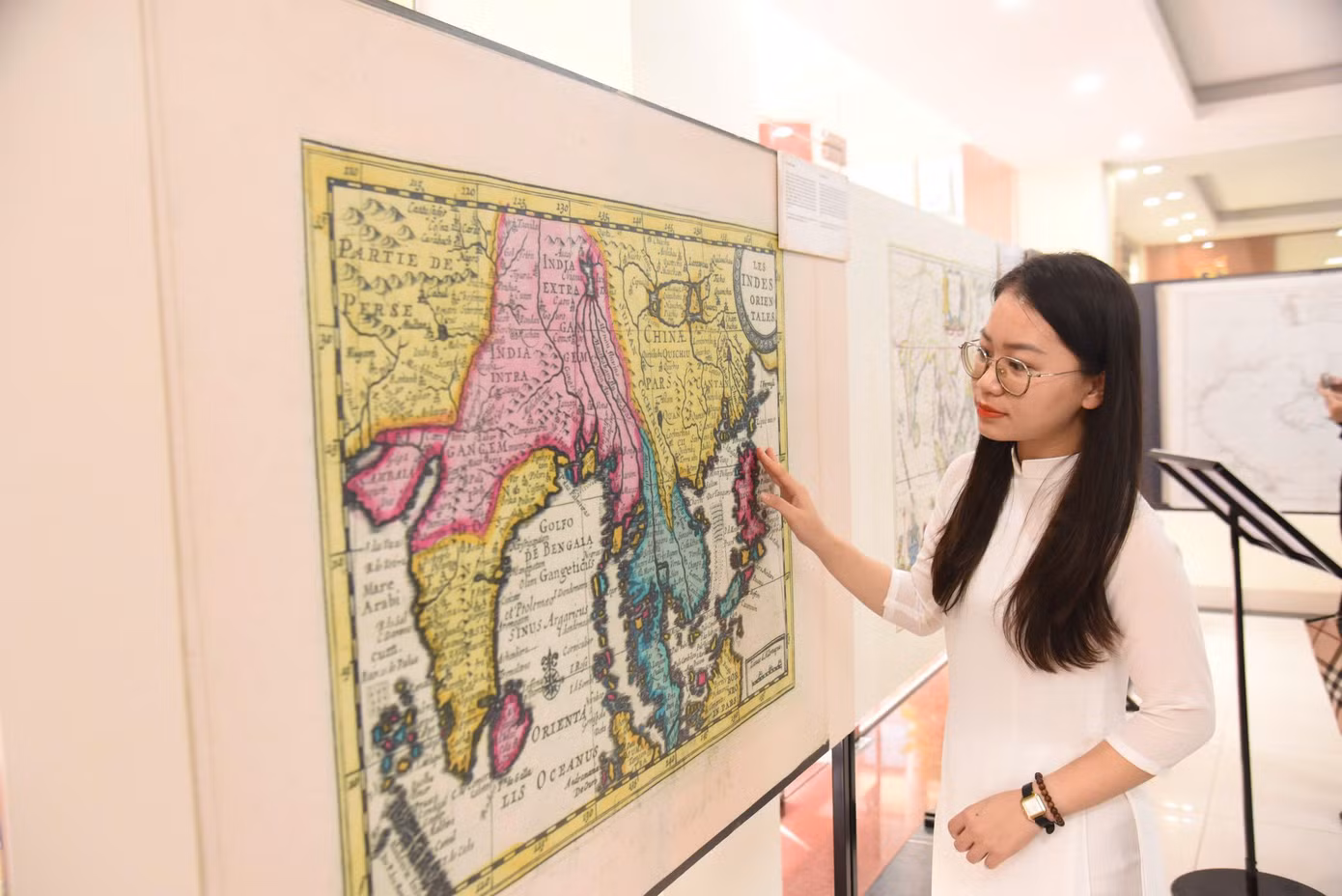Với Mai Phương, lịch sử không chỉ là quá khứ mà là nền tảng cho tương lai.