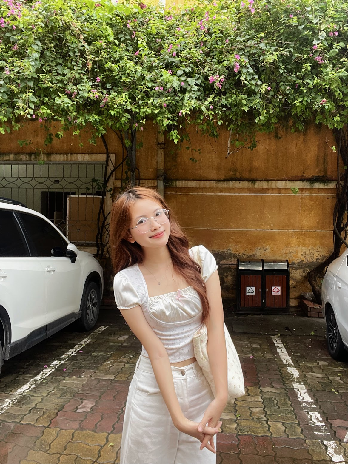 Môi trường đại học đã cho Hà Anh cơ hội rèn luyện, trở thành một người hoạt bát, năng động. Môi trường đại học đã cho Hà Anh cơ hội rèn luyện, trở thành một người hoạt bát, năng động.