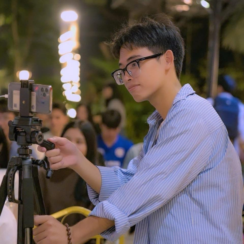 Mạnh Thế tích cực trau dồi kỹ năng cần thiết cho nền kinh tế số. Mạnh Thế tích cực trau dồi kỹ năng cần thiết cho nền kinh tế số.