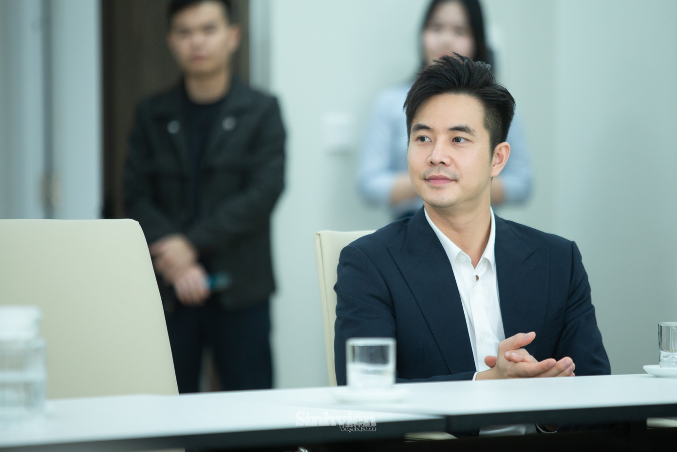 Nam diễn viên luôn tích cực tham gia các hoạt động vì cộng đồng, đặc biệt là những chương trình đồng hành cùng sinh viên.