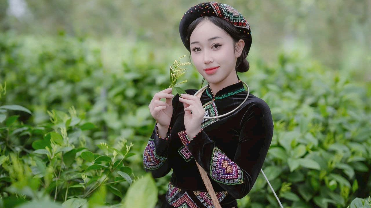 Giang chia sẻ, tình yêu dành cho văn hóa dân tộc và ký ức tuổi thơ là nguồn cảm hứng cho dự án. Giang chia sẻ, tình yêu dành cho văn hóa dân tộc và ký ức tuổi thơ là nguồn cảm hứng cho dự án.