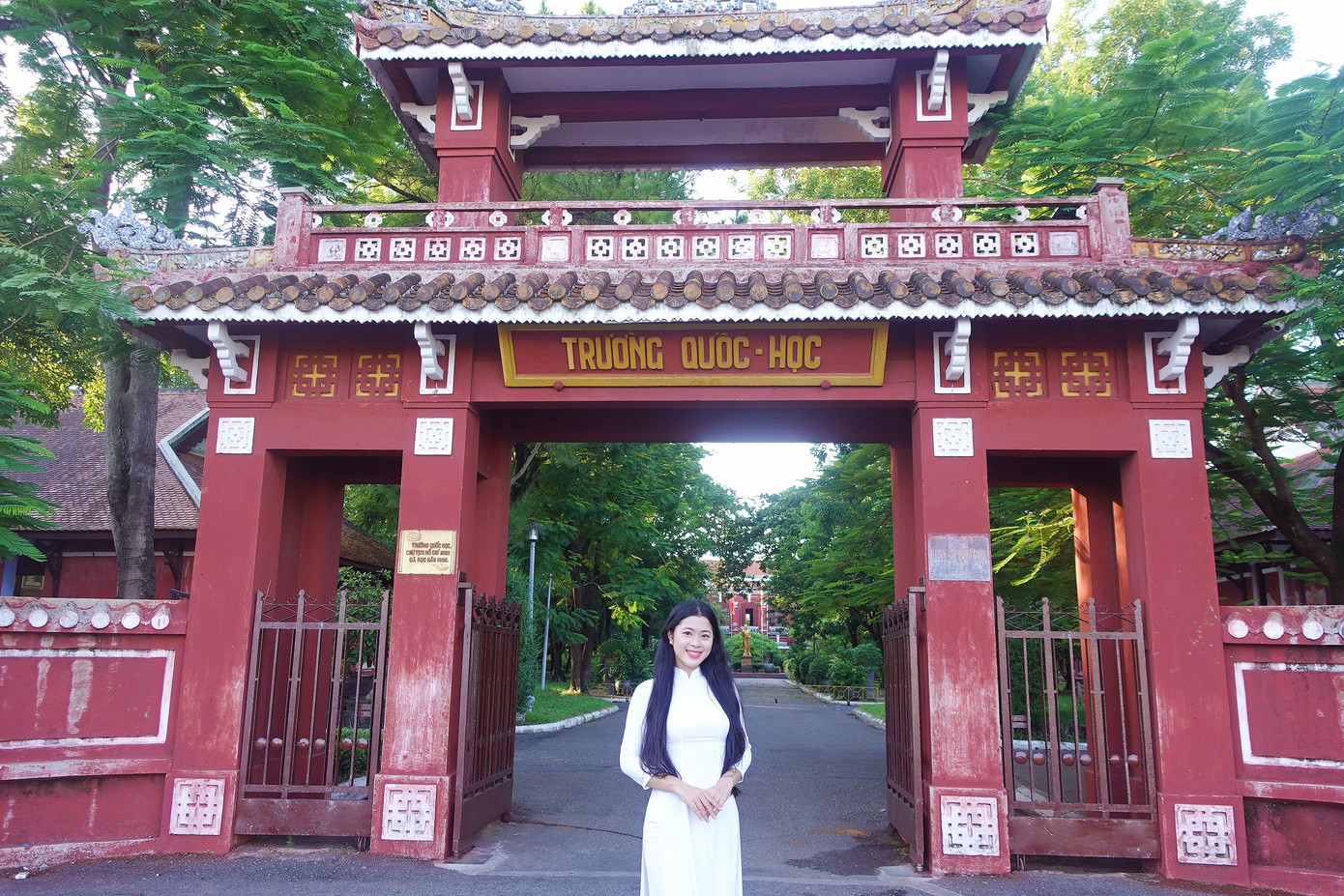 Dù đã đi qua nhiều tỉnh thành, nhưng Huế vẫn giữ một góc riêng trong tim Hà Phương – nơi cô tìm thấy sự an yên. Dù đã đi qua nhiều tỉnh thành, nhưng Huế vẫn giữ một góc riêng trong tim Hà Phương – nơi cô tìm thấy sự an yên.