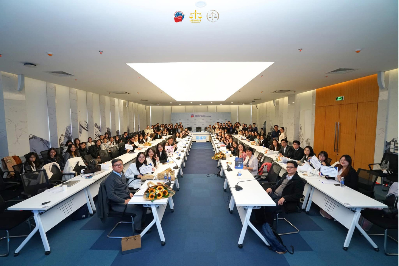 Hội thảo nghiên cứu khoa học. Hội thảo nghiên cứu khoa học.