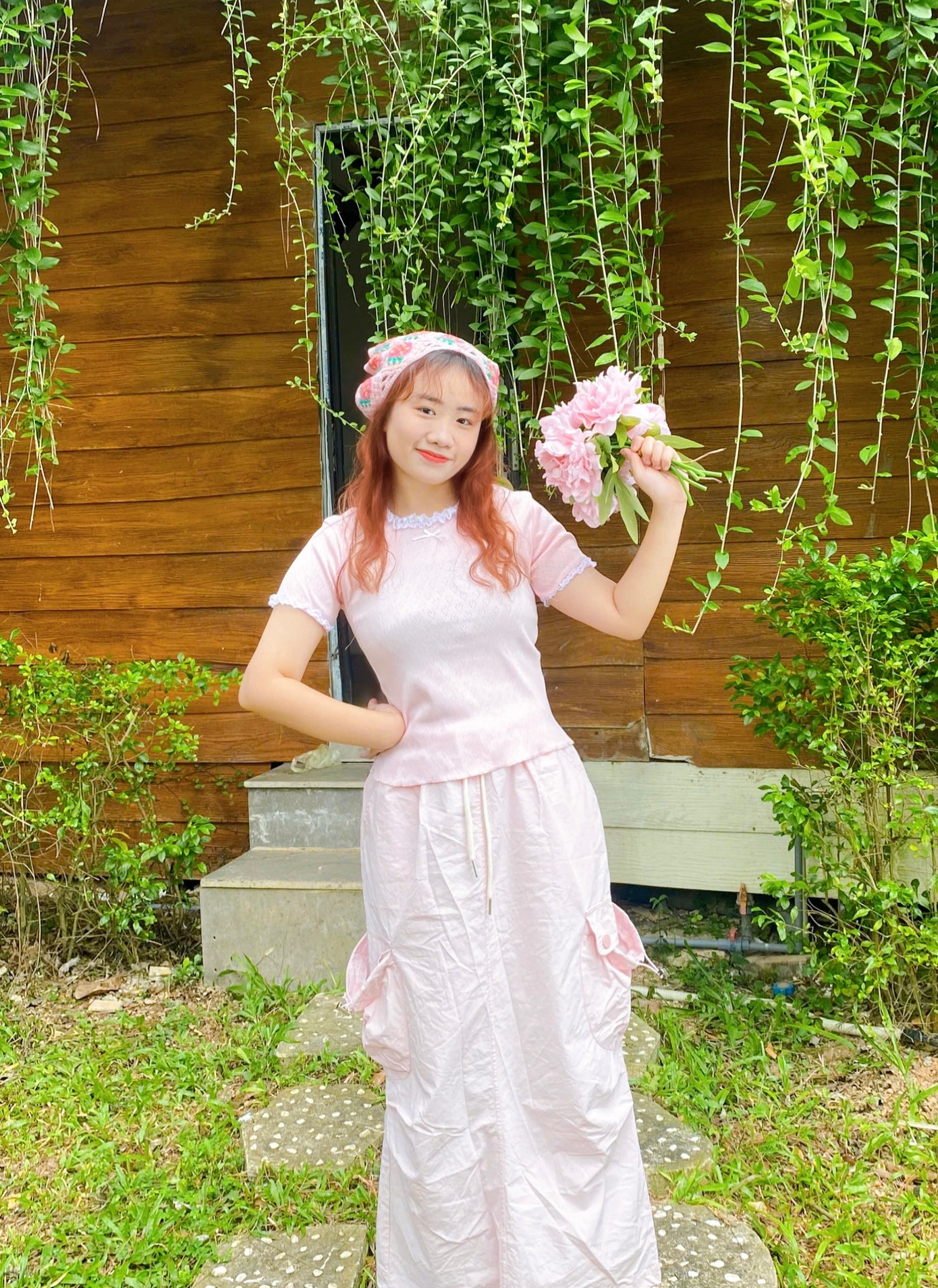 Tâm Đan luôn giữ vai trò chủ chốt trong các hoạt động nhóm. Tâm Đan luôn giữ vai trò chủ chốt trong các hoạt động nhóm.