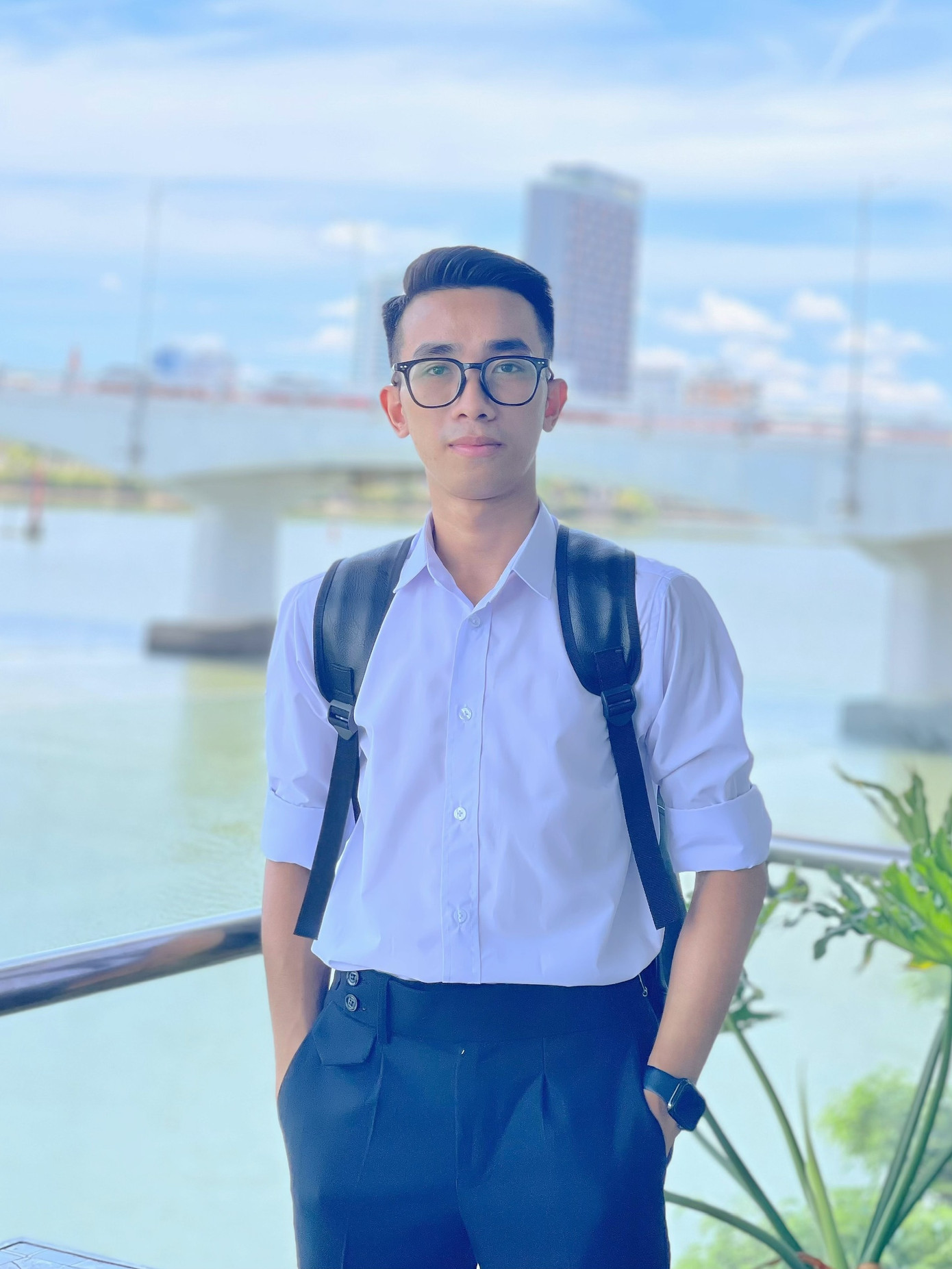 Nguyễn Vũ Duy (sinh năm 2003) là sinh viên khoa Marketing, Trường Đại học Kinh tế - Đại học Đà Nẵng. Nguyễn Vũ Duy (sinh năm 2003) là sinh viên khoa Marketing, Trường Đại học Kinh tế - Đại học Đà Nẵng.