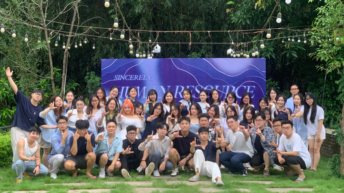 Hành trình từ NEU đến Thụy Điển không chỉ là bước tiến học thuật, mà còn là hành trình Hà Trang hiểu rõ hơn về chính mình. Hành trình từ NEU đến Thụy Điển không chỉ là bước tiến học thuật, mà còn là hành trình Hà Trang hiểu rõ hơn về chính mình.