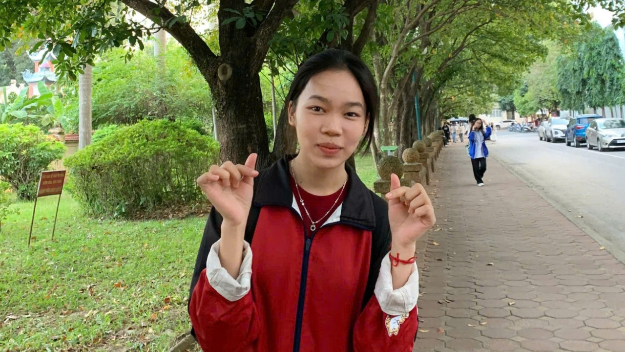 Liên tại trường Đại học Sư phạm Hà Nội trong thời gian ôn thi quốc gia.