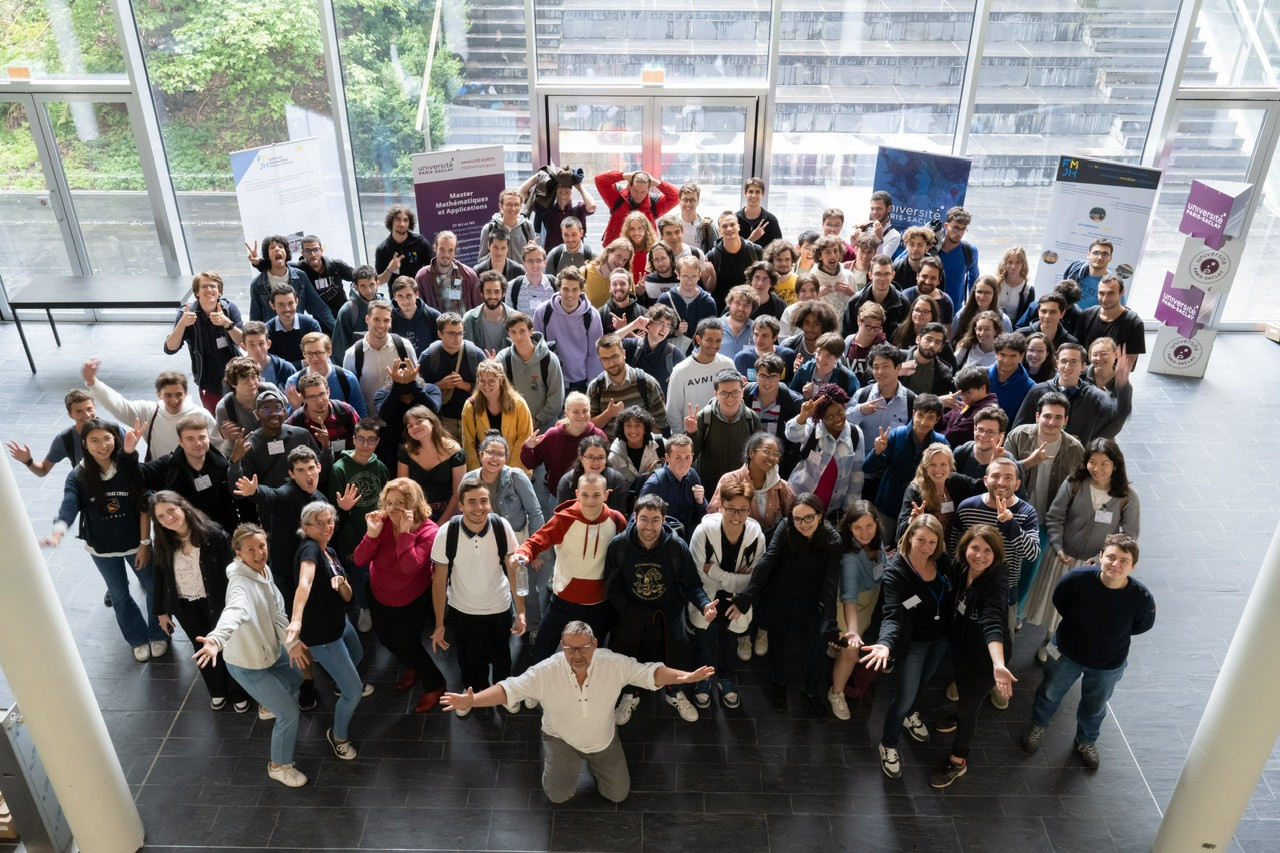 Ngọc Trường trong buổi gặp mặt các sinh viên nhận học bổng toàn phần Sophie Germain Excellent Master Scholarship.