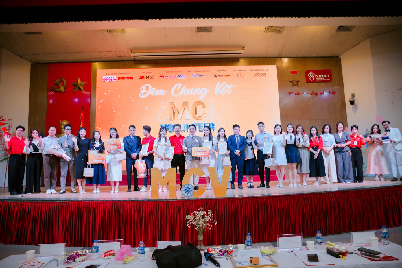 Động lực lớn nhất giúp Minh Quân vượt qua những áp lực về thời gian, kịch bản đó chính là những lời động viên không ngừng từ bạn bè, ban tổ chức và các buổi training chuyên sâu cùng diễn giả.