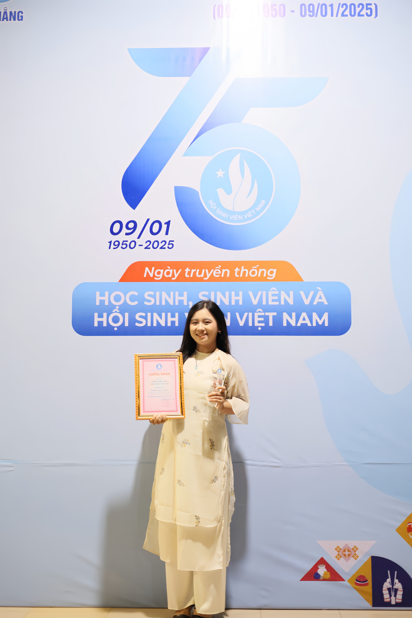 Đạt danh hiệu “Sinh viên 5 tốt” cấp thành phố Đà Nẵng năm học 2023-2024.