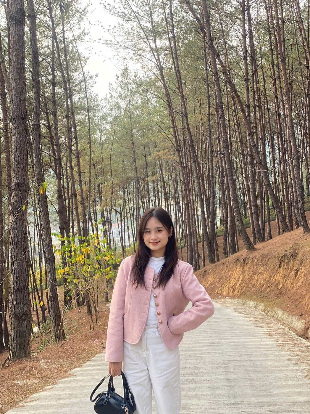 Nguyễn Thị Quỳnh Anh, sinh viên năm 3, ngành Kinh tế quốc tế, Trường Đại học Thủy lợi.