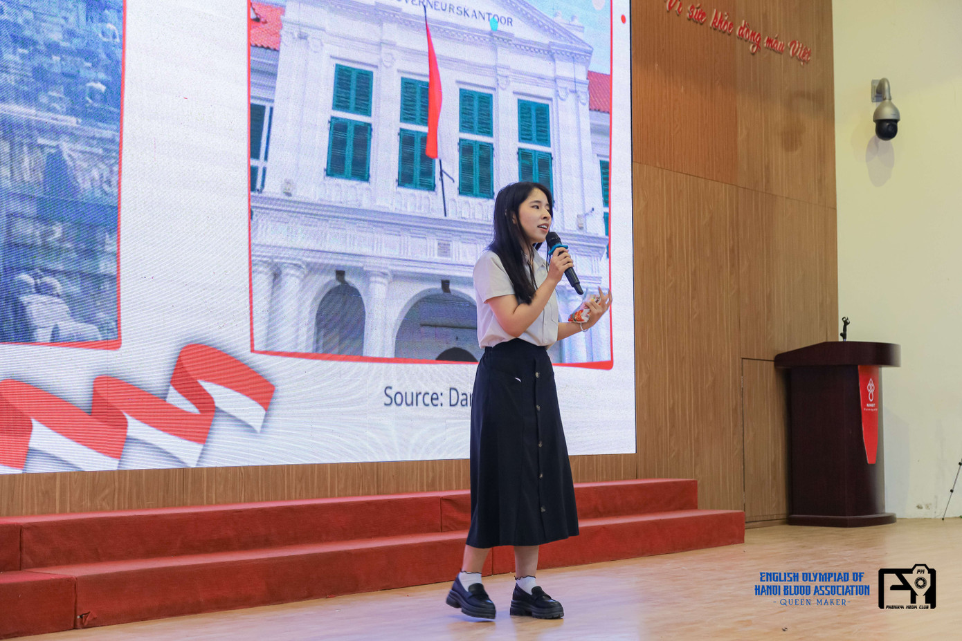 Lời khuyên của Linh Đan dành cho người trẻ trong cách học tiếng anh: “Hãy cứ mạnh dạn nói, bạn sẽ ngạc nhiên với khả năng của mình”. Lời khuyên của Linh Đan dành cho người trẻ trong cách học tiếng anh: “Hãy cứ mạnh dạn nói, bạn sẽ ngạc nhiên với khả năng của mình”.