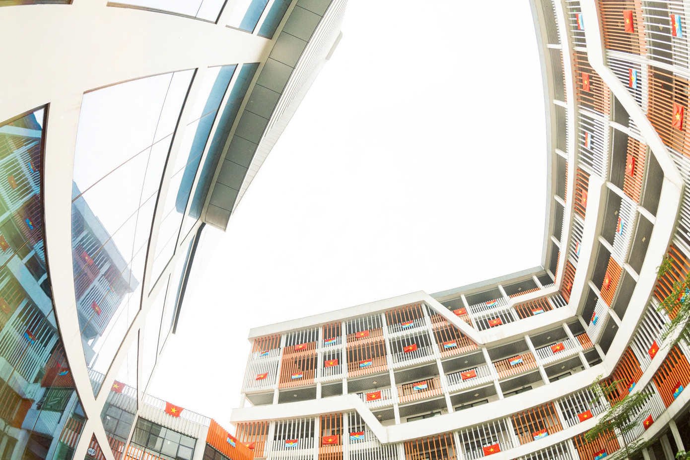 “Góc nhỏ – Cờ nhỏ – Tự hào lớn” là thông điệp mạnh mẽ về tinh thần yêu nước của thế hệ sinh viên Phenikaa hôm nay. “Góc nhỏ – Cờ nhỏ – Tự hào lớn” là thông điệp mạnh mẽ về tinh thần yêu nước của thế hệ sinh viên Phenikaa hôm nay.