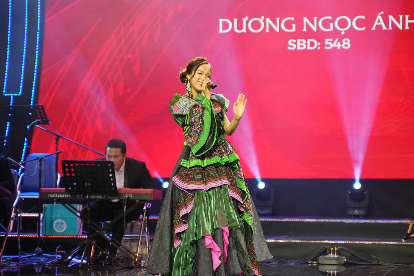 Ngọc Ánh được mời biểu diễn trong nhiều chương trình lớn và có cơ hội đứng vị trí Solist tại những sự kiện uy tín, chứng tỏ vị thế vững vàng của mình trong ngành. Ngọc Ánh được mời biểu diễn trong nhiều chương trình lớn và có cơ hội đứng vị trí Solist tại những sự kiện uy tín, chứng tỏ vị thế vững vàng của mình trong ngành.