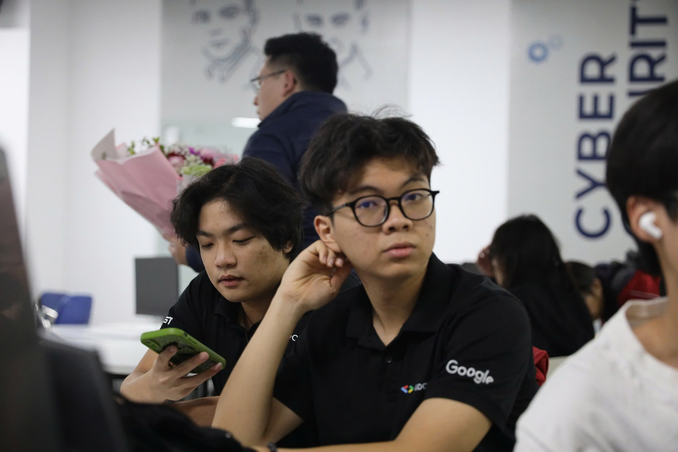 Bình Minh rất yêu thích môi trường và văn hóa chung tại GDG. Bình Minh rất yêu thích môi trường và văn hóa chung tại GDG.