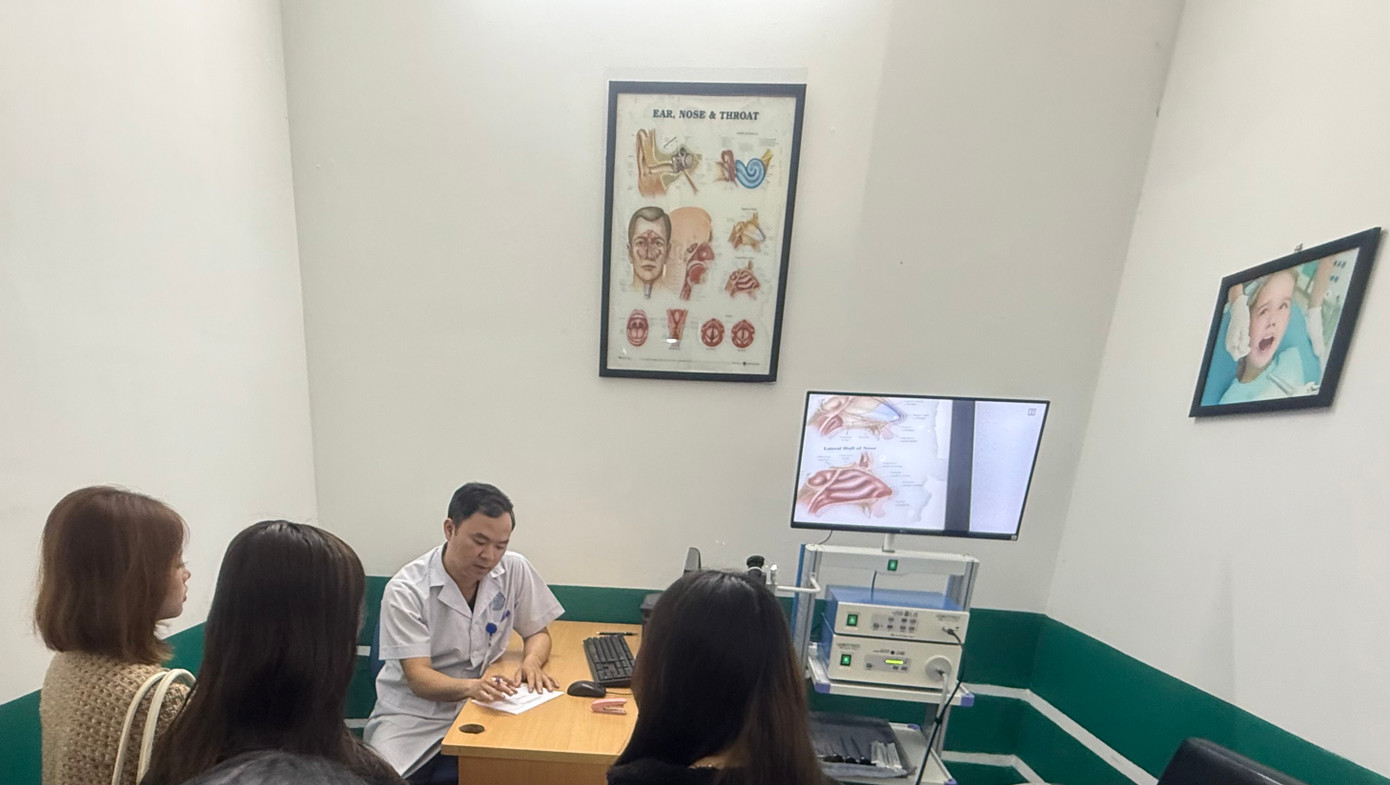 Tiến sĩ, Bác sĩ Nguyễn Tuấn Sơn nhấn mạnh việc tiêm Vaccine cúm là cần thiết đối với những người có bệnh lý nền để giảm nguy cơ mắc cúm mùa.