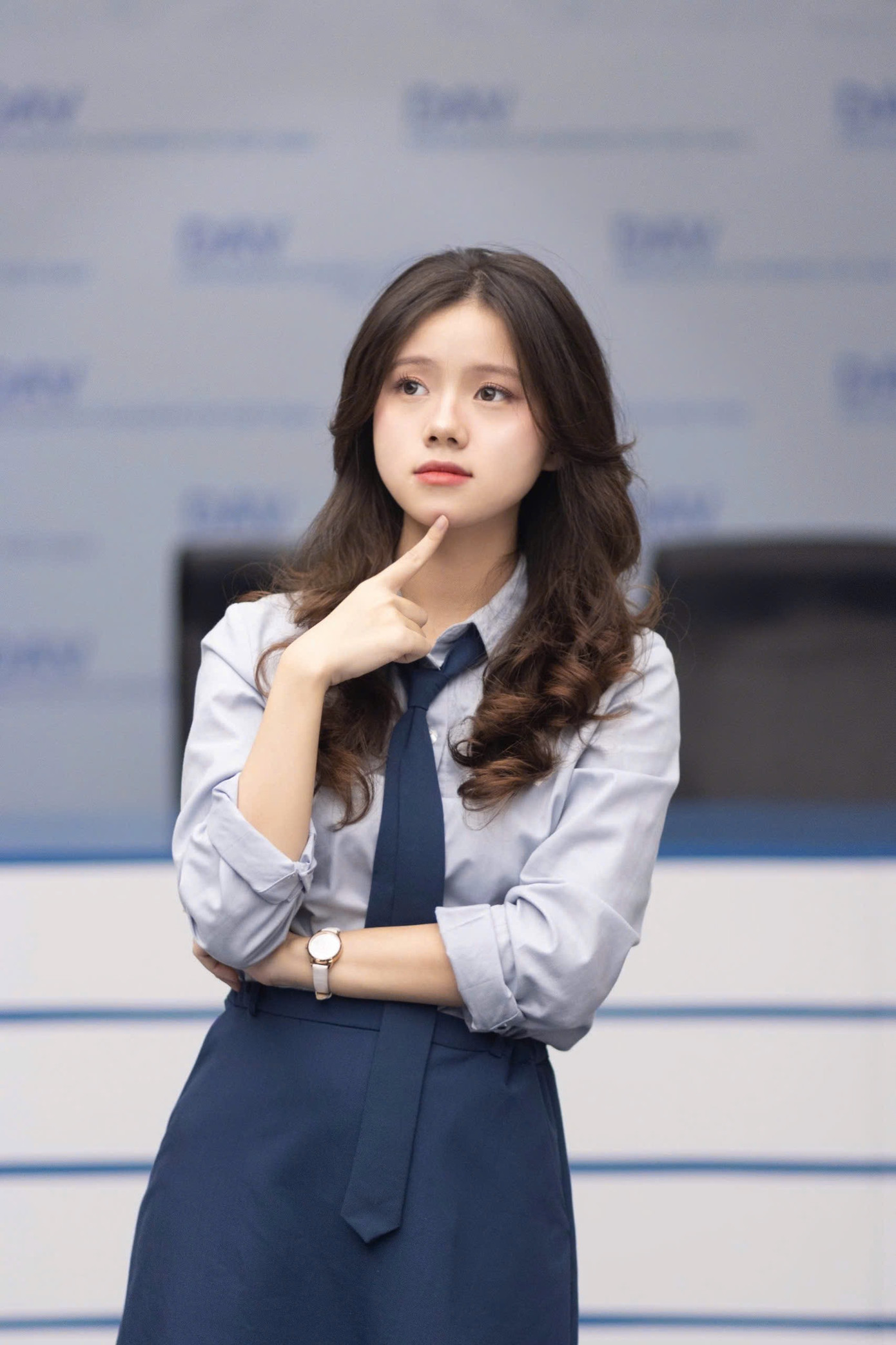 Đặc quyền của tuổi trẻ - được phép sai, nên sai sớm để nhận ra cái đúng sớm hơn, thay vì mãi giới hạn bản thân trong vùng an toàn.