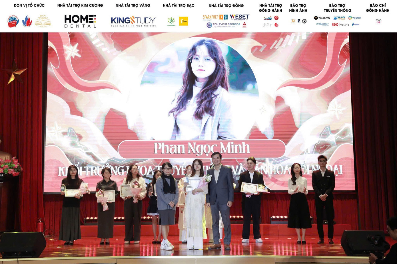 Khối trưởng K51 Khoa Truyền thông và Văn hoá đối ngoại - Phan Ngọc Minh.